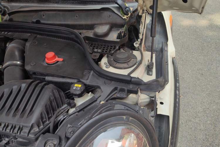 Used MINI 2016 1.2T ONE Pioneer Edition Engine Bay Left