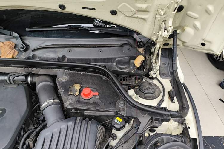Used MINI 2016 1.2T ONE Five-Door Edition Engine Bay Left