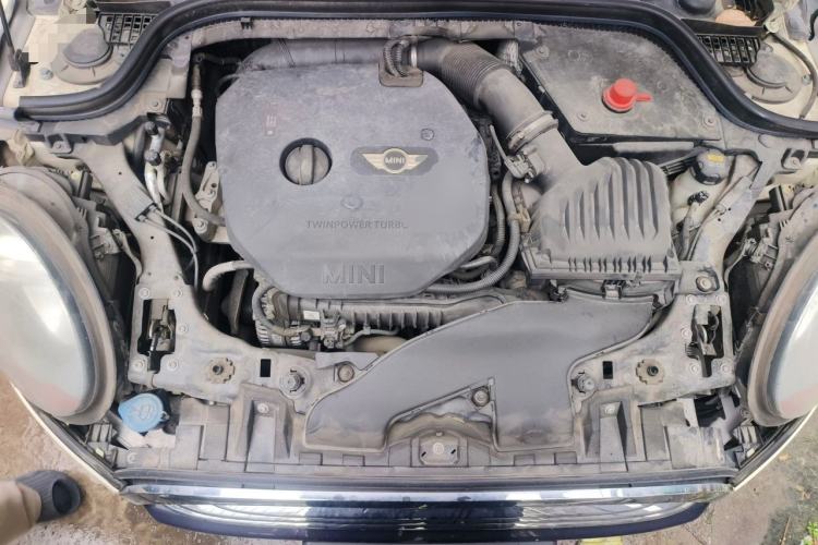 Used MINI 2016 1.5T COOPER Five-Door Edition Engine Bay