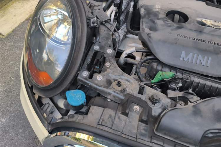 Used MINI 2016 1.2T ONE Pioneer Edition Engine Bay Right