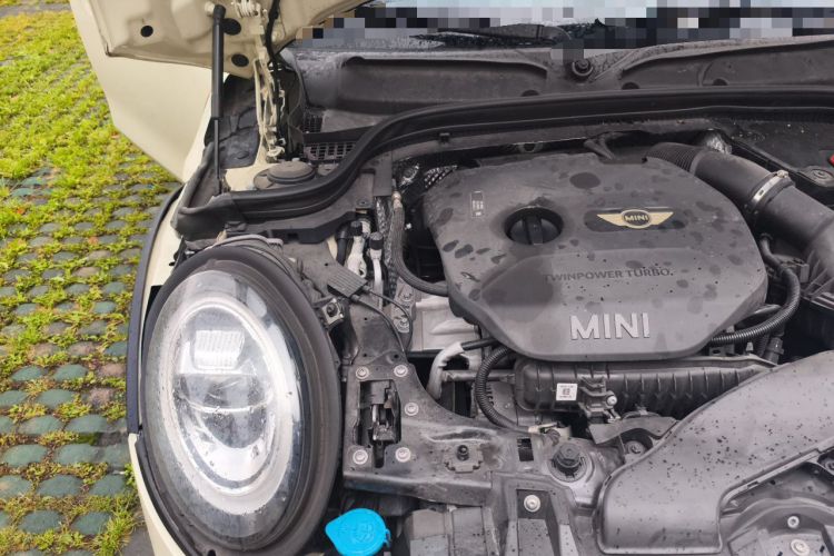 Used MINI 2016 1.2T ONE Five-Door Edition Engine Bay Right