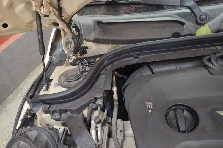 Used MINI 2016 1.2T ONE Pioneer Edition Engine Bay Right