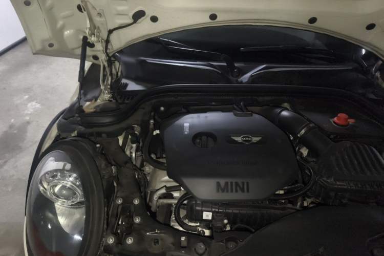 Used MINI 2016 1.2T ONE Five-Door Edition Engine Bay Right