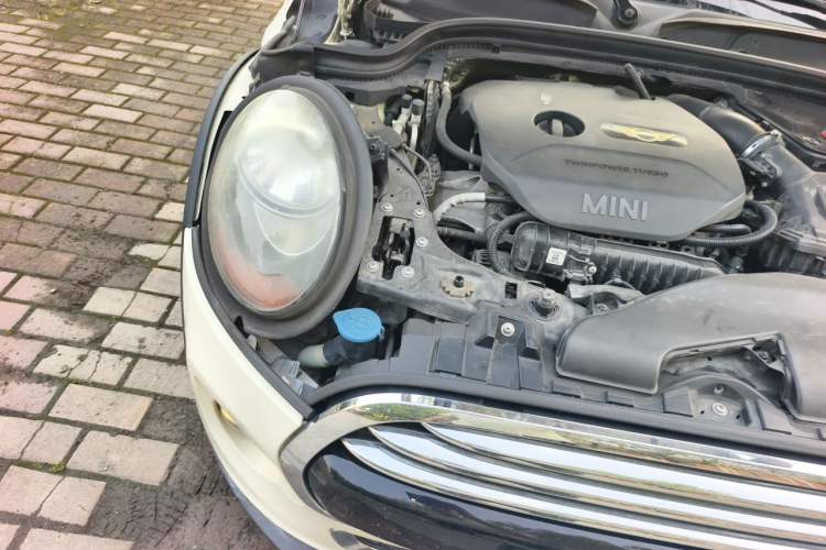 Used MINI 2016 1.5T COOPER Engine Bay Right