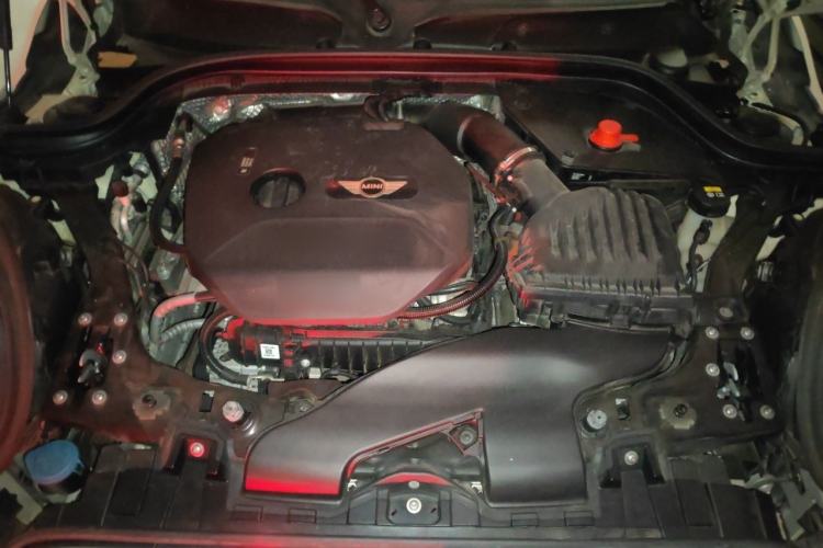 Used MINI 2016 1.5T COOPER Five-Door Edition Engine Bay