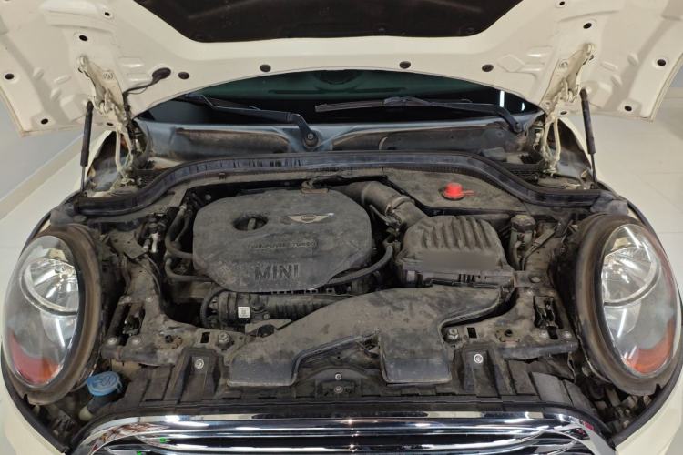 Used MINI 2016 1.5T COOPER Five-Door Edition Engine Bay