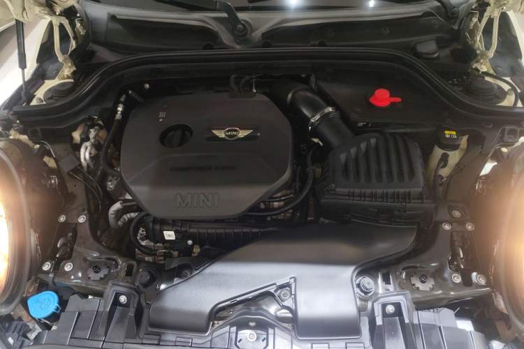 Used MINI 2016 1.2T ONE Pioneer Edition Engine Bay