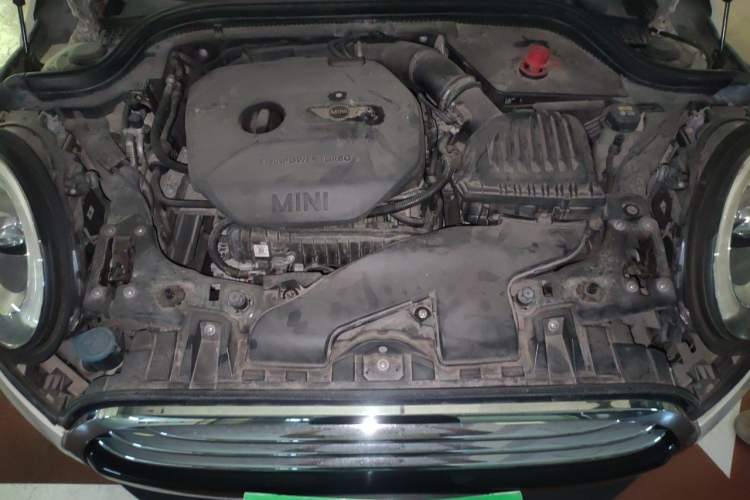 Used MINI 2016 1.5T COOPER Engine Bay