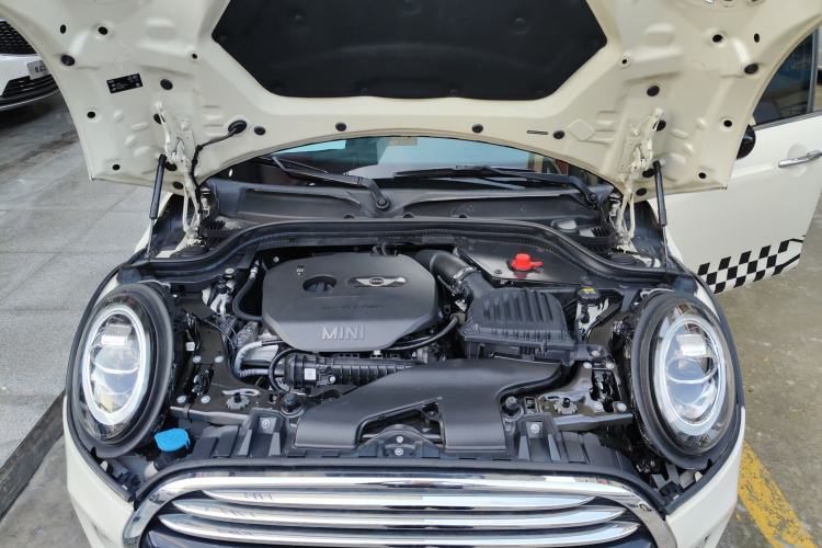 Used MINI 2016 1.5T COOPER Five-Door Edition Engine Bay