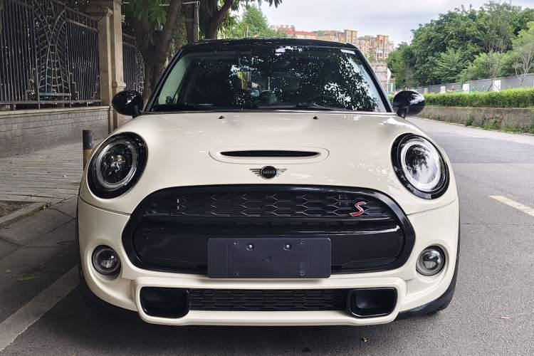 Used MINI 2016 2.0T COOPER S Pioneer Edition Five-Door Model Exterior 1