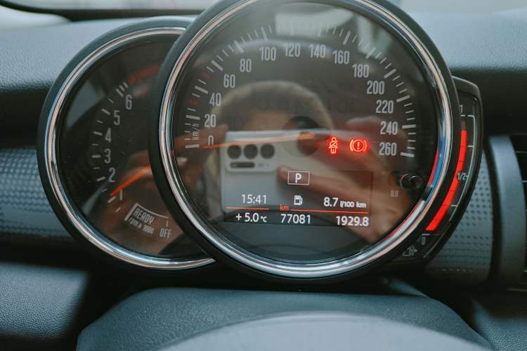Used MINI 2016 1.5T COOPER Five-Door Edition Exterior 15