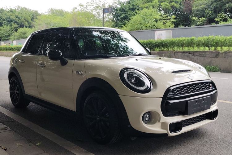 Used MINI 2016 2.0T COOPER S Pioneer Edition Five-Door Model Exterior 2