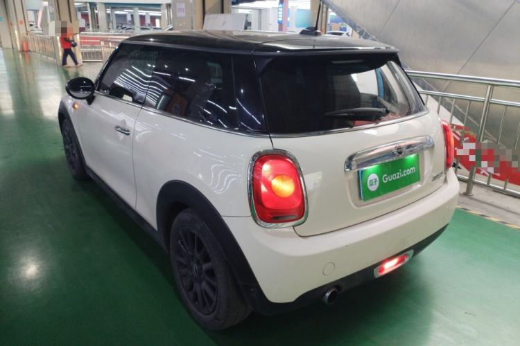 Used MINI 2016 1.5T COOPER Exterior 2