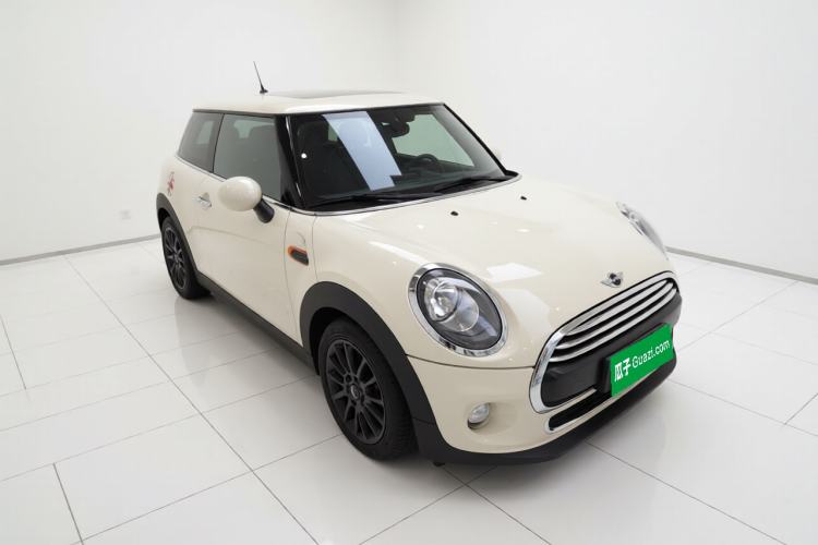 Used MINI 2016 1.2T ONE Pioneer Edition Exterior 2