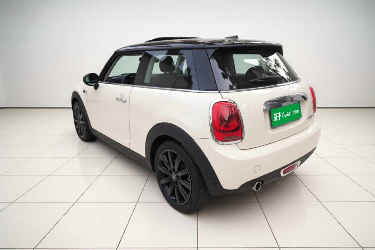 Used MINI 2016 1.5T COOPER Performance Edition Exterior 3