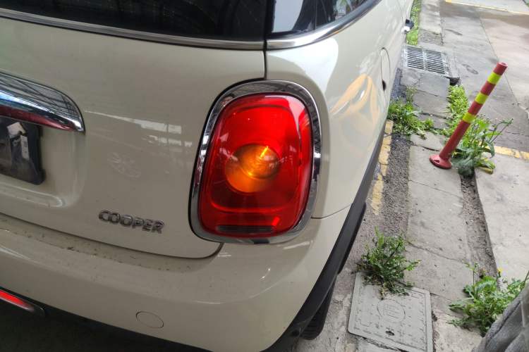 Used MINI 2016 1.5T COOPER Exterior 3