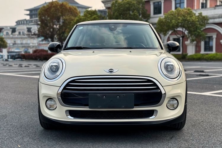 Used MINI 2016 1.5T COOPER Avant-Garde Exterior 4