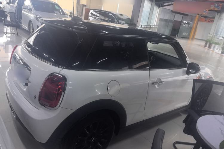Used MINI 2016 1.2T ONE Pioneer Edition Exterior 5