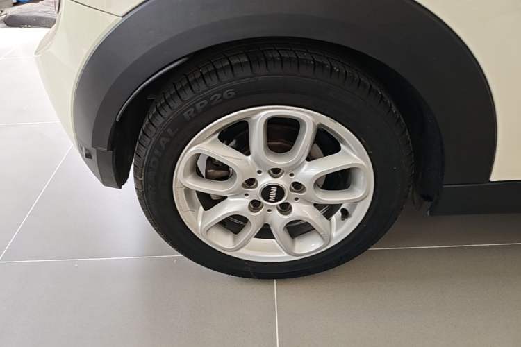 Used MINI 2016 1.2T ONE Pioneer Edition Exterior 5