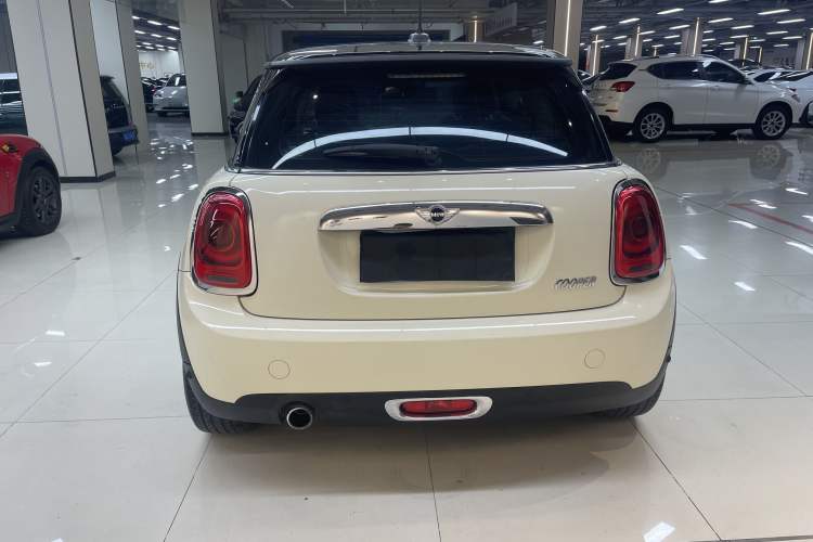 Used MINI 2016 1.5T COOPER Performance Edition Exterior 5