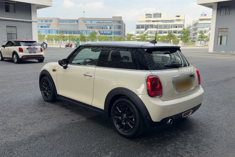 Used MINI 2016 1.5T COOPER Exterior 6