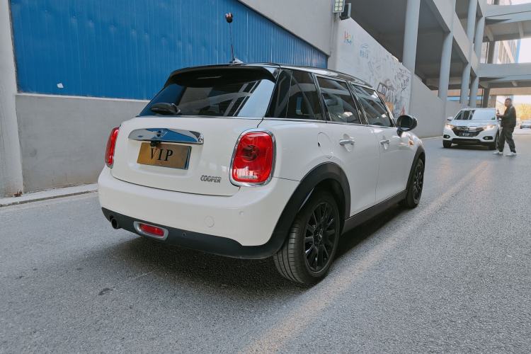Used MINI 2016 1.5T COOPER Five-Door Edition Exterior 7