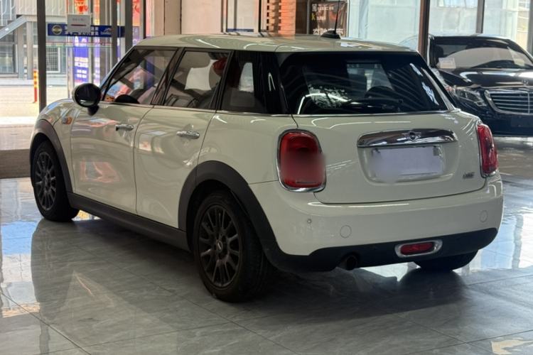 Used MINI 2016 1.2T ONE Pioneer Edition Five-Door Version Exterior 7