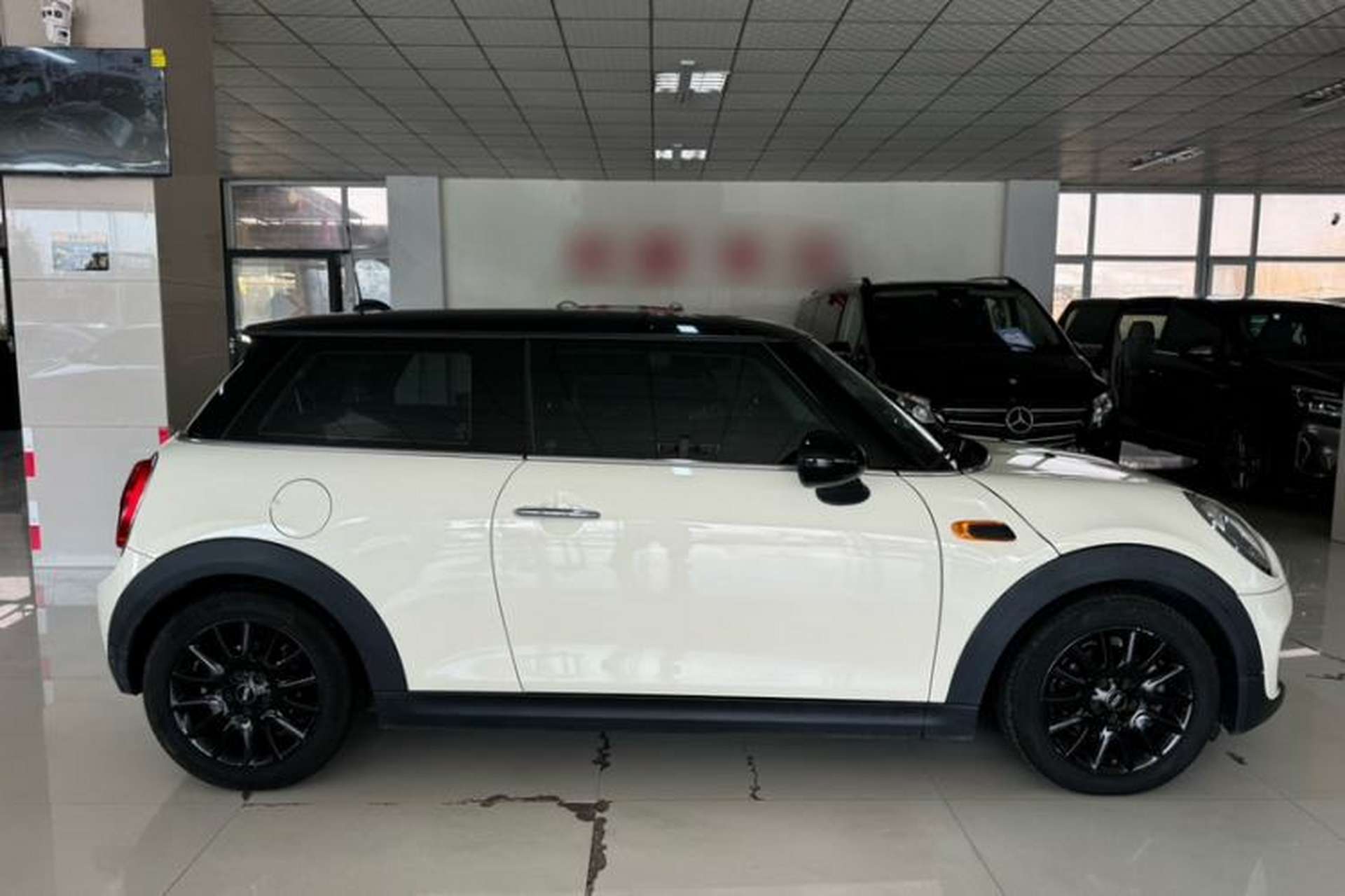 Used MINI 2016 1.2T ONE Pioneer Edition Exterior 7
