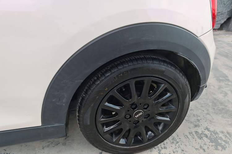 Used MINI 2016 1.5T COOPER Exterior 8