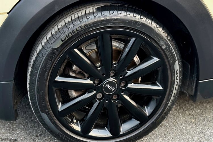 Used MINI 2016 1.5T COOPER Avant-Garde Exterior 9