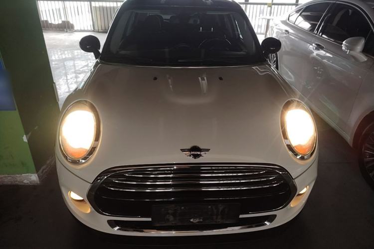 Used MINI 2016 1.5T COOPER Five-Door Edition Front