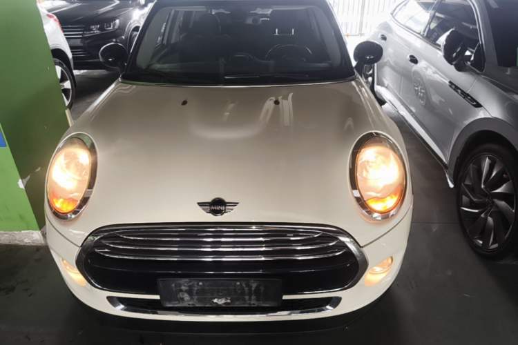Used MINI 2016 1.5T COOPER Five-Door Edition Front
