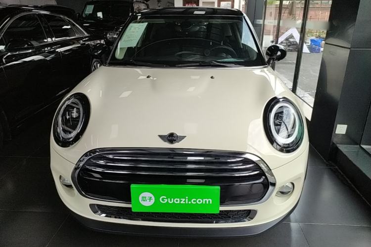 Used MINI 2016 1.5T COOPER Five-Door Edition Front