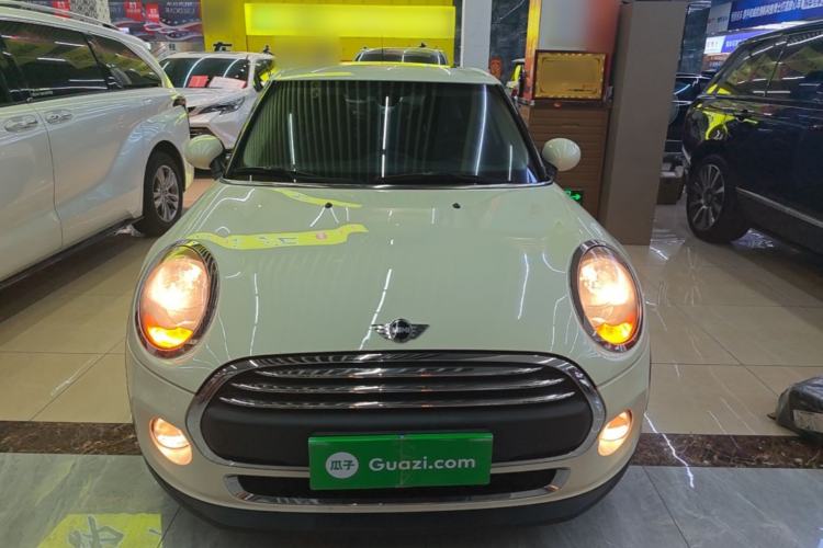 Used MINI 2016 1.2T ONE Pioneer Edition Five-Door Version Front