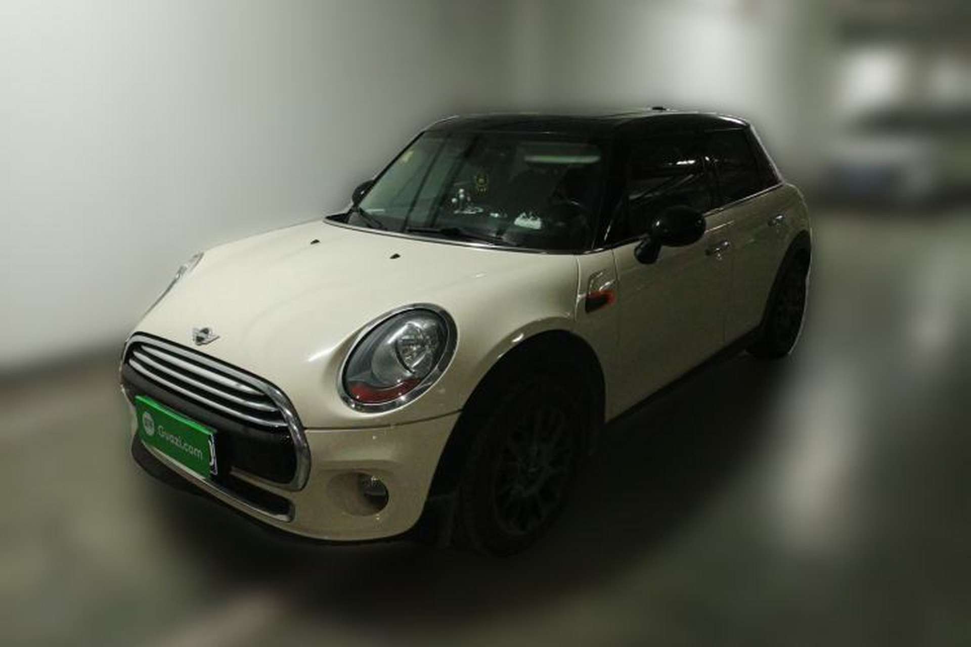 Used MINI 2016 1.5T COOPER Five-Door Edition Front Left 45 Deg