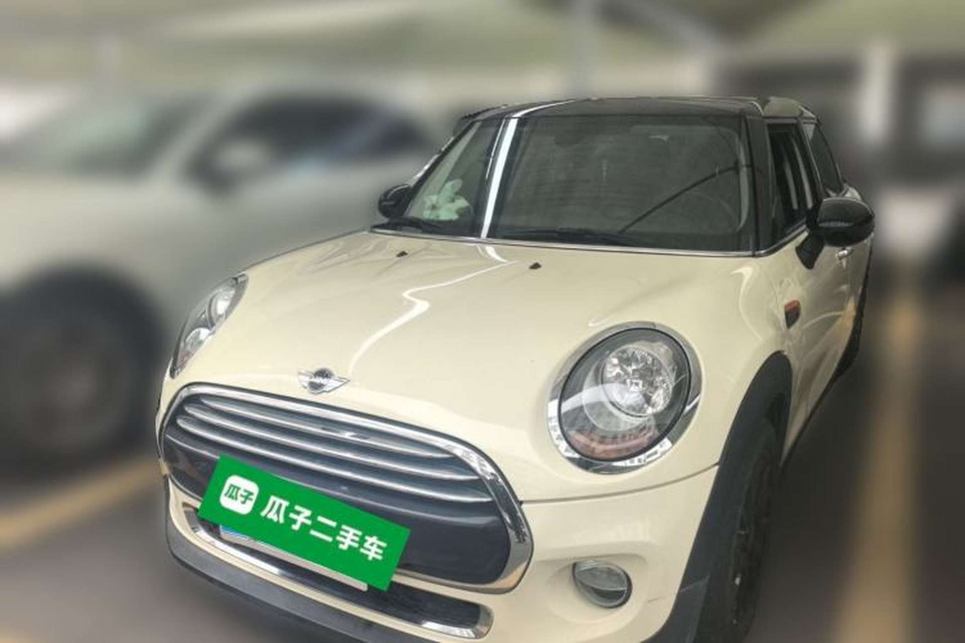 Used MINI 2016 1.5T COOPER Five-Door Edition Front Left 45 Deg