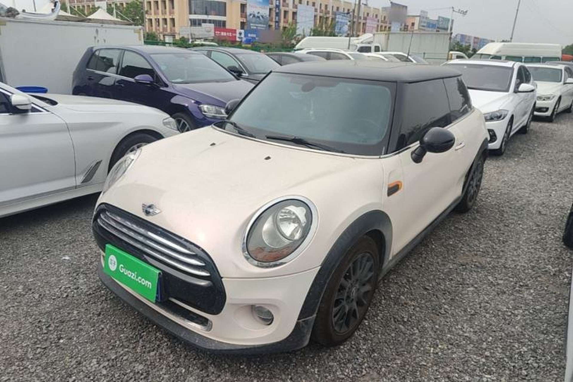 Used MINI 2016 1.5T COOPER Front Left 45 Deg