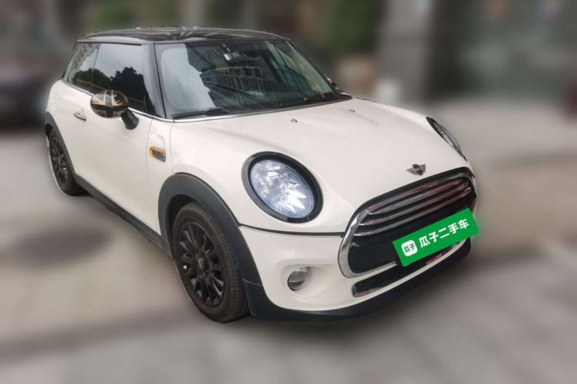 Used MINI 2016 1.5T COOPER Front Right 45 Deg