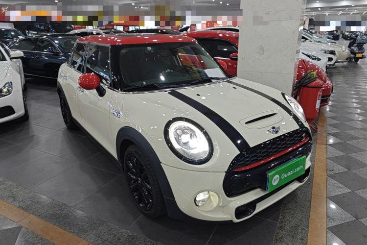 Used MINI 2016 2.0T COOPER S Five-Door Edition Front Right 45 Deg