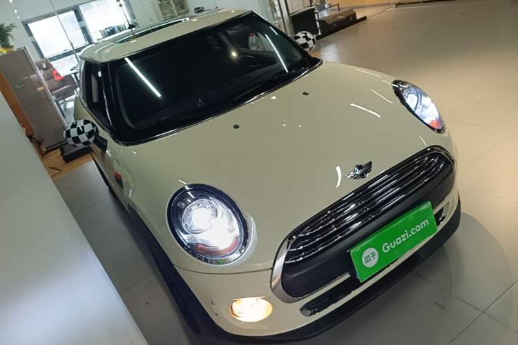 Used MINI 2016 1.2T ONE Pioneer Edition Front Right 45 Deg