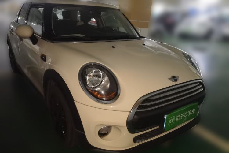 Used MINI 2016 1.2T ONE Pioneer Edition Five-Door Version Front Right 45 Deg
