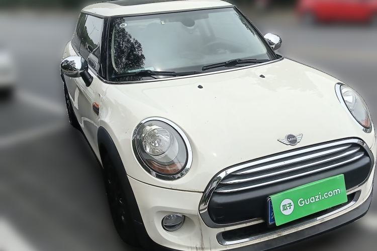 Used MINI 2016 1.2T ONE Front Right 45 Deg