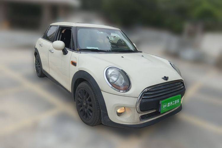 Used MINI 2016 1.2T ONE Pioneer Edition Five-Door Version Front Right 45 Deg
