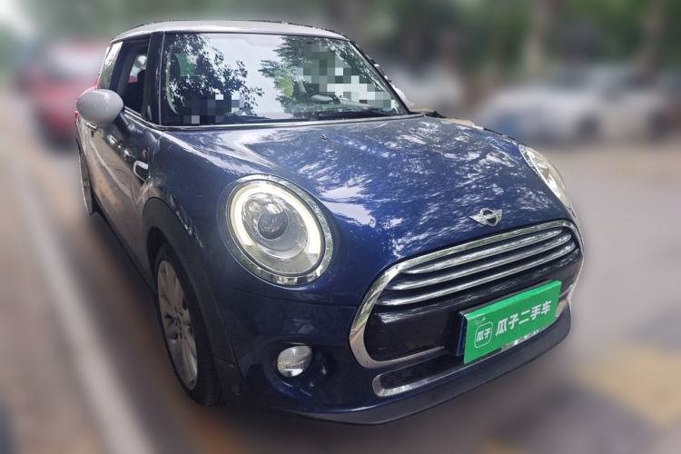 Used MINI 2016 1.5T COOPER Avant-Garde Front Right 45 Deg