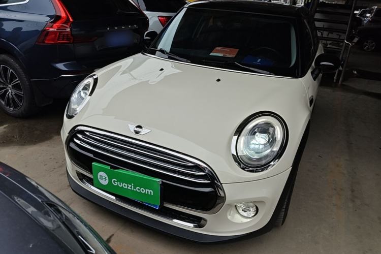 Used MINI 2016 1.5T COOPER Pioneer Edition Five-Door Model Front