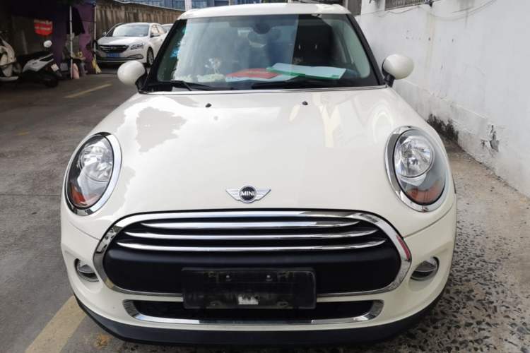 Used MINI 2016 1.2T ONE Pioneer Edition Five-Door Version Front