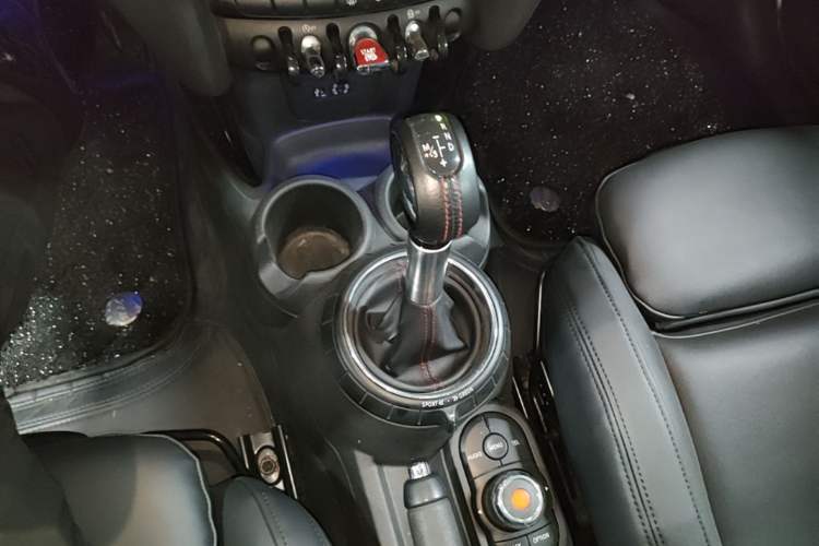 Used MINI 2016 2.0T COOPER S Five-Door Edition Gear Lever