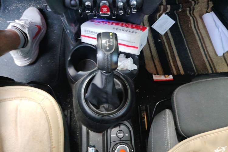 Used MINI 2016 1.5T COOPER Gear Lever