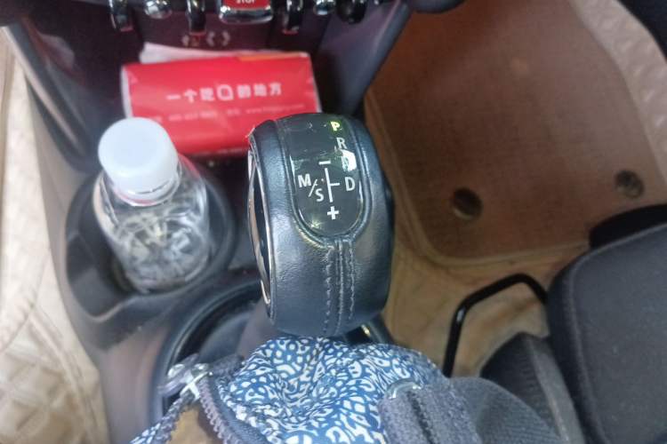 Used MINI 2016 1.5T COOPER Gear Lever