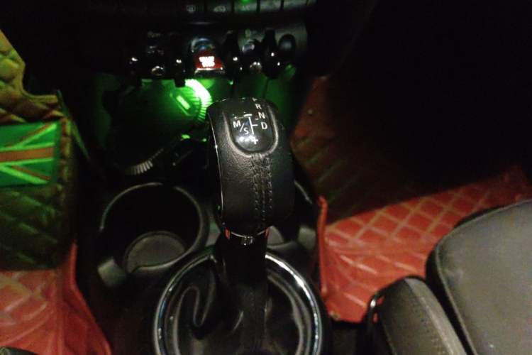 Used MINI 2016 1.5T COOPER Gear Lever